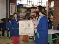 ASAMBLEA: Valentina. Antonia y Bruna presentaron en la Asamblea de los lunes: LOS ECOLADRILLOS asamblea