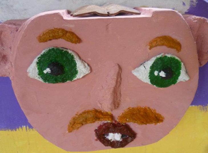 Los detalle de los ojos, nariz, bigotes y boca ya han sido afinados. EV2012